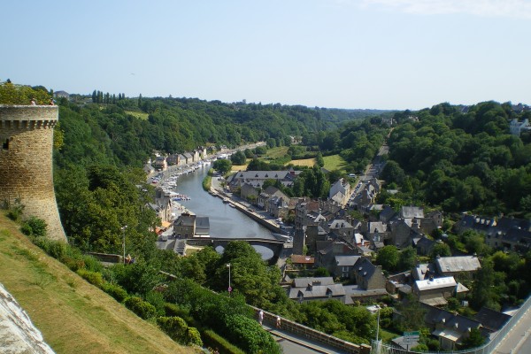 Dinan0596